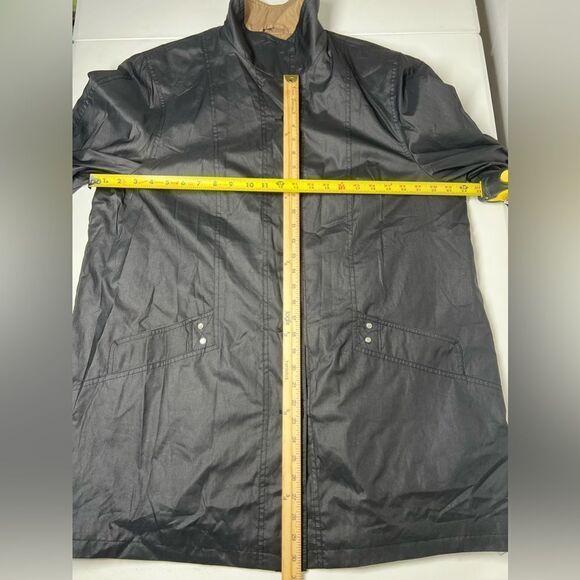 Atelier Goldner Schnitt Trench coat, Size 20 GB/16 US.Non-flexible material - Picture 13 of 16